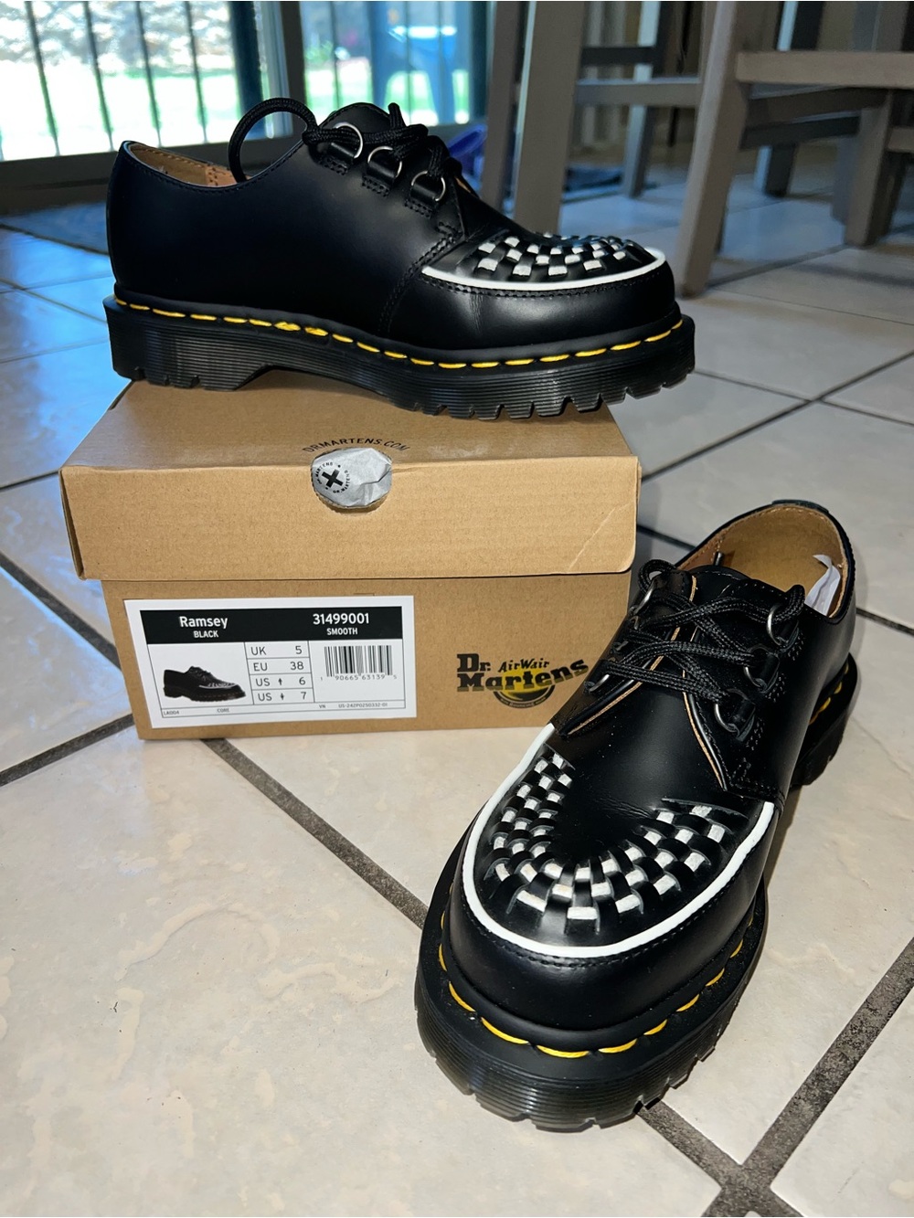 Dr. Martens Black Ramsey Smooth Lace-Up Shoes